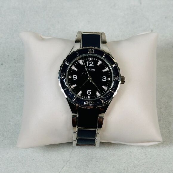 Chicos Watch Round 28mm Blue Enamel Silver Tone Rotating Bezel New Battery - Picture 1 of 11